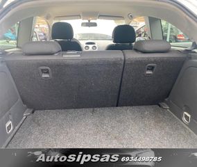 Opel Corsa 2011-thumb-20