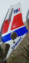 Δεξί fairing YAMAHA FZR 250 R ' Genesis 86-'89 γνήσιο 