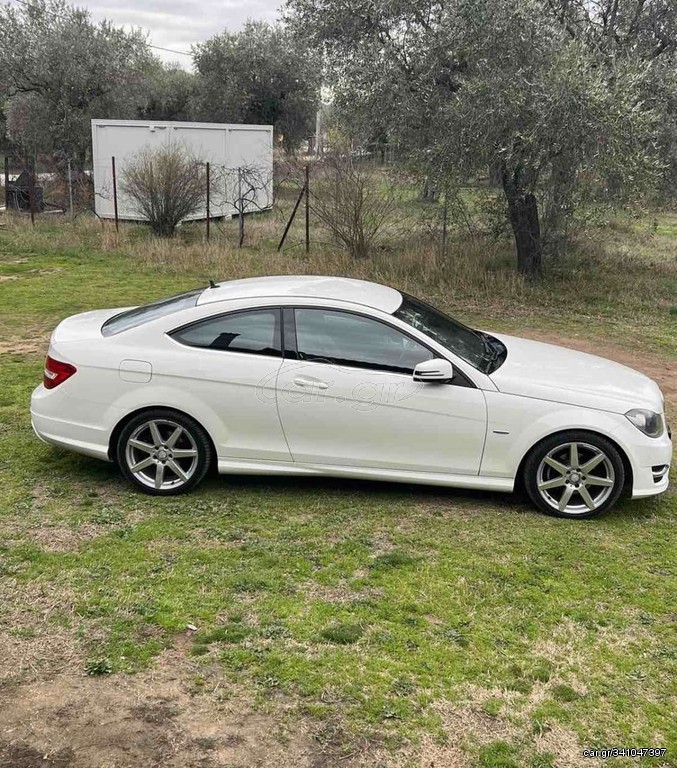 Mercedes-Benz C 180 2012
