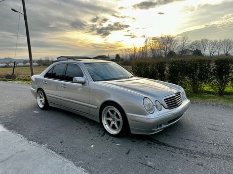 Mercedes-Benz E 200 '00