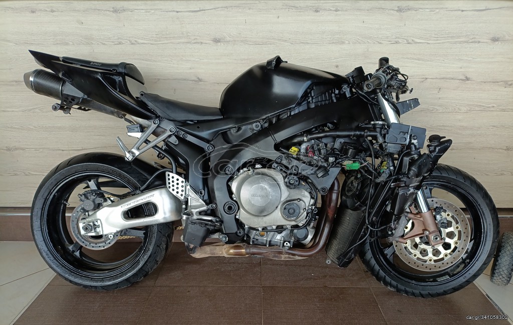 HONDA CBR 1000RR FIREBLADE SC57 2004'-2007' JH2SC57A......... ΜΕ ΕΞΑΤΜΙΣΗ LeoVince SBK ΓΙΑ ΑΝΤΑΛΛΑΚΤΙΚΑ