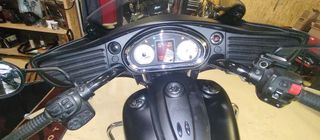 Indian Chieftain 2017 Dark Horse-thumb-1