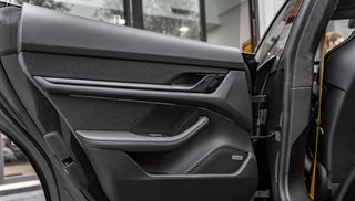 Porsche Taycan 2020 TURBO-PANORAMA-21 WHEELS-SPORT DESIGN-thumb-19