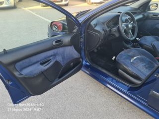Peugeot 206 1999-thumb-9