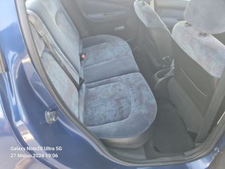 Peugeot 206 1999-thumb-17