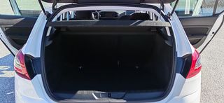 Peugeot 308 2018-thumb-13