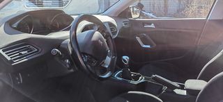 Peugeot 308 2018-thumb-21