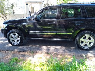 Jeep Grand Cherokee 2006-thumb-42