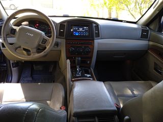 Jeep Grand Cherokee 2006-thumb-32