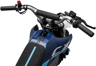 CFmoto 2025 CX-2E-thumb-2