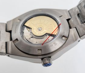 Vacheron Constantin Overseas Black dial-thumb-2