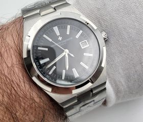 Vacheron Constantin Overseas Black dial-thumb-4