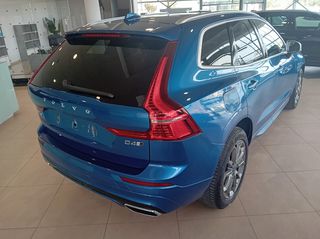 Volvo XC 60 2019 2.0 D4 R Design AWD-thumb-5