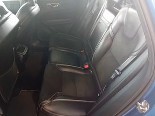 Volvo XC 60 2019 2.0 D4 R Design AWD-thumb-10