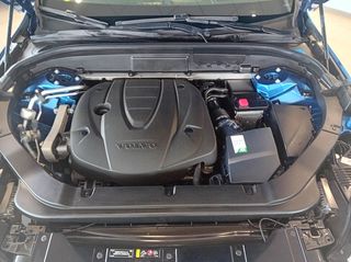 Volvo XC 60 2019 2.0 D4 R Design AWD-thumb-15