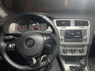 VOLKSWAGEN GOLF 7 