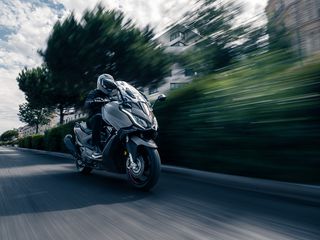 Kymco AK 550 Premium 2024 premuium-thumb-6