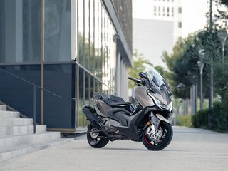 Kymco AK 550 Premium 2024 premuium-thumb-8
