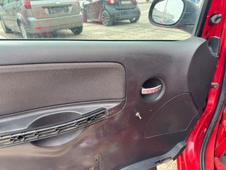 Citroen C2 2004 GTI-thumb-11