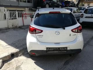 Mazda 2 2016 SKYACTIV-D 105 Exclusive-Line-thumb-11