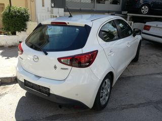 Mazda 2 2016 SKYACTIV-D 105 Exclusive-Line-thumb-5