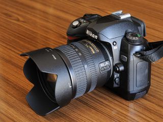Nikon D70 φωτ/κη μηχανή  Zoom 18-70mm