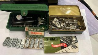 SINGER FEATHERWEIGHT 221 VINTAGE ΡΑΠΤΟΜΗΧΑΝΗ -thumb-1