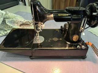 SINGER FEATHERWEIGHT 221 VINTAGE ΡΑΠΤΟΜΗΧΑΝΗ 