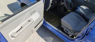 Kia Pride 2000  1.3 GLXI-thumb-8