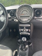Mini ONE 2010-thumb-11