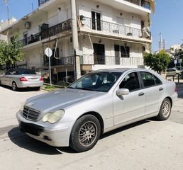 Mercedes-Benz C 200 '03 Ευκαιρια καταστασης με τελη 24