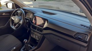 Volkswagen T-Cross 2021 1.6 ΤDI 95HP LIife..!!!-thumb-8