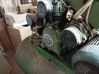 ΑΕΡΟΣΥΜΠΙΕΣΤΗΣ 500 lt SWAN-thumb-2
