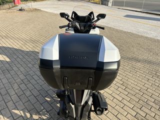 Honda Forza 350 2024 Smart Top Box ΕΤΟΙΜΟΠΑΡΆΔΟΤΟ!!-thumb-5