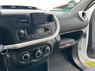 Renault Twingo 2017-thumb-32