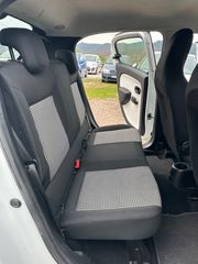 Renault Twingo 2017-thumb-19