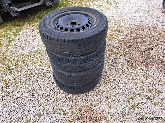 4 Αδα Ζαντολαστιχα Mercedes Citan 195/65R15