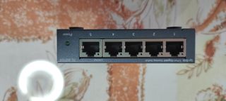 TP-LINK LS105G 5-PORT 10/100/1000MBPS DESKTOP NETWORK SWITCH-thumb-3