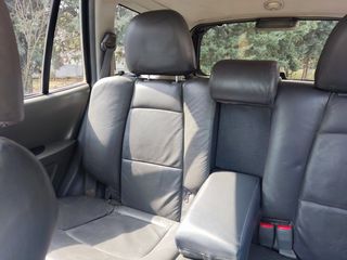 Hyundai Santa Fe 2005-thumb-9