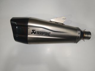 Τελικο εξατμισης τυπου Akrapovic 