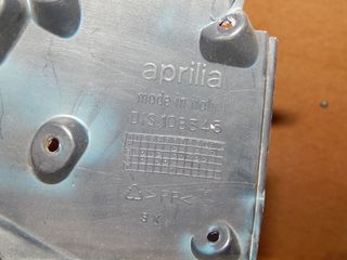 ΚΑΠΑΚΙ ΚΑΛΥΜΜΑ TIMOΝΙΟΥ APRILIA SPORTCITY 125 - 200-thumb-7