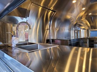 Καντίνα PM 2024 Κινητό Κατάστημα Καντίνα hot dog 6,00 Μέτρα-thumb-16