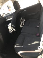 Mercedes-Benz A 160 2012-thumb-5
