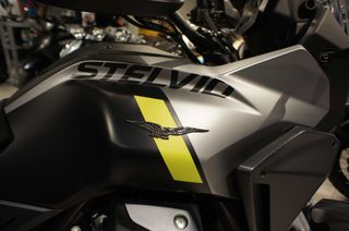 Moto Guzzi 2025 STELVIO NEW 1050-thumb-1