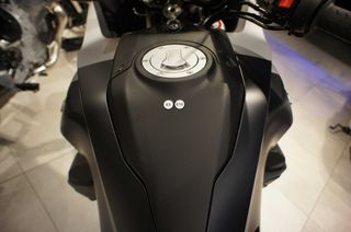 Moto Guzzi 2025 STELVIO NEW 1050-thumb-36