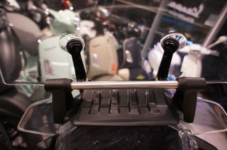 Moto Guzzi 2025 STELVIO NEW 1050-thumb-41