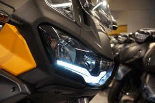 Moto Guzzi 2025 STELVIO NEW 1050-thumb-22