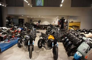 Moto Guzzi 2025 STELVIO NEW 1050-thumb-24
