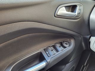 Ford C-Max 2019 TDCi 120HP-thumb-10