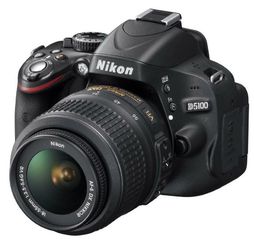 Nikon - D5100